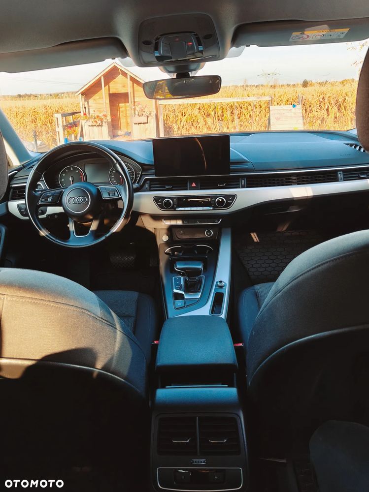Audi A4 Limousine - 21