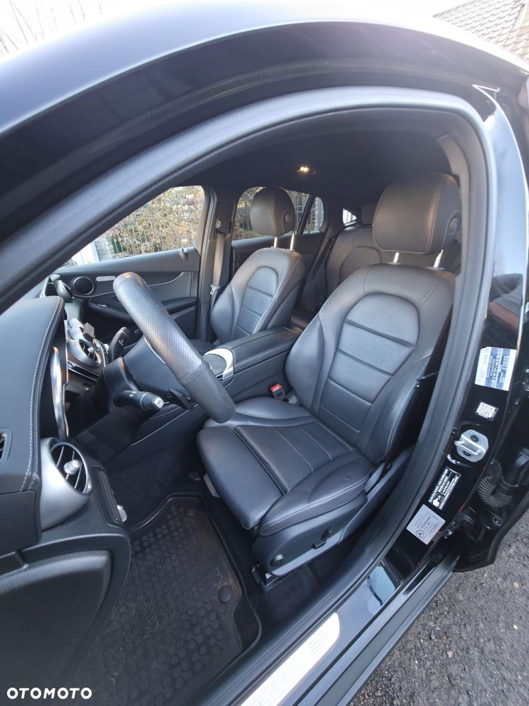 Mercedes-Benz GLC - 23