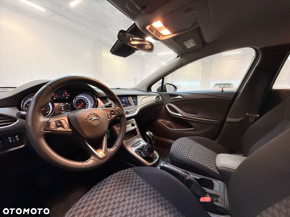 Opel Astra 1.2 T Edition S&S - 18