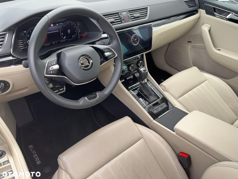 Skoda Superb 2.0 TDI SCR L&K DSG - 21