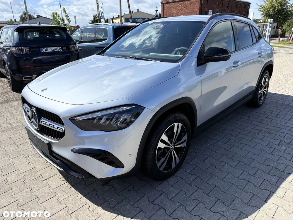 Mercedes-Benz GLA 220 4Matic 8G-DCT Special Edition - 7