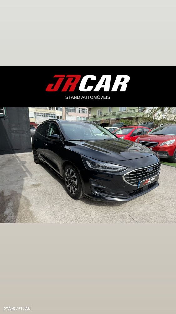 Ford Focus 1.0 EcoBoost S&S TITANIUM X - 10