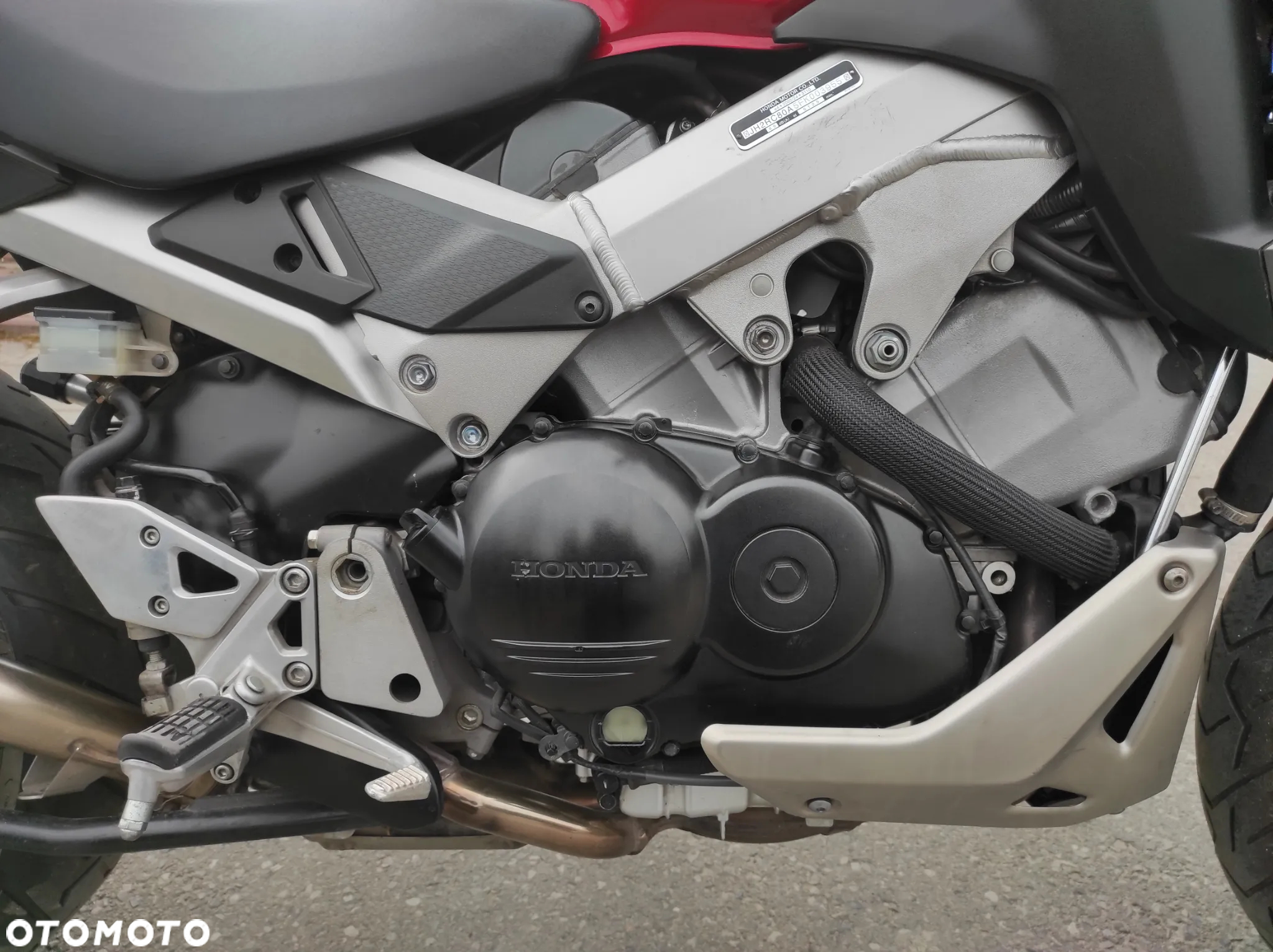 Honda VFR - 9