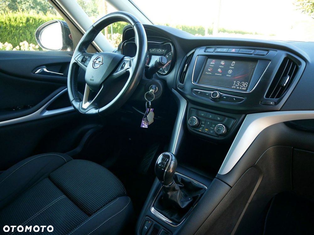 Opel Zafira - 21