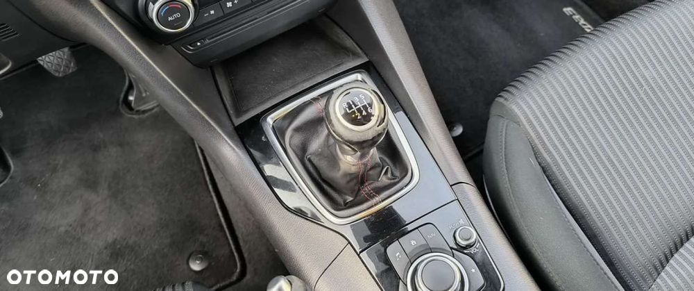 Mazda 3 - 9