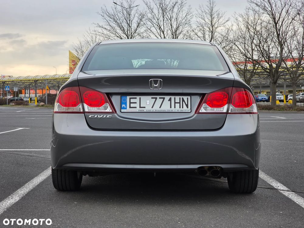 Honda Civic 1.8 Comfort - 4