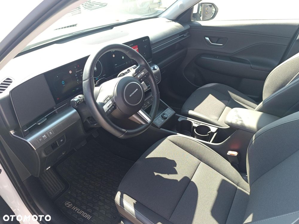 Hyundai Kona Electric 65kWh Executive - 12