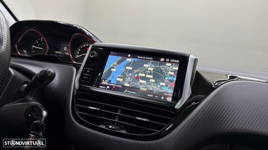 Peugeot 2008 1.2 PureTech GT Line - 13