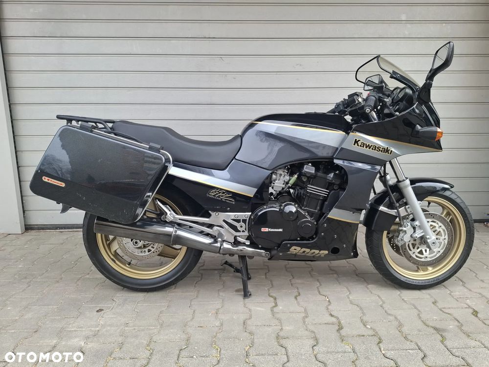 Kawasaki GPZ - 4