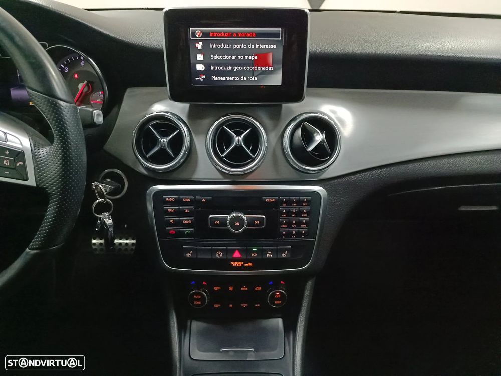 Mercedes-Benz GLA 200 CDi AMG Line Aut. - 29