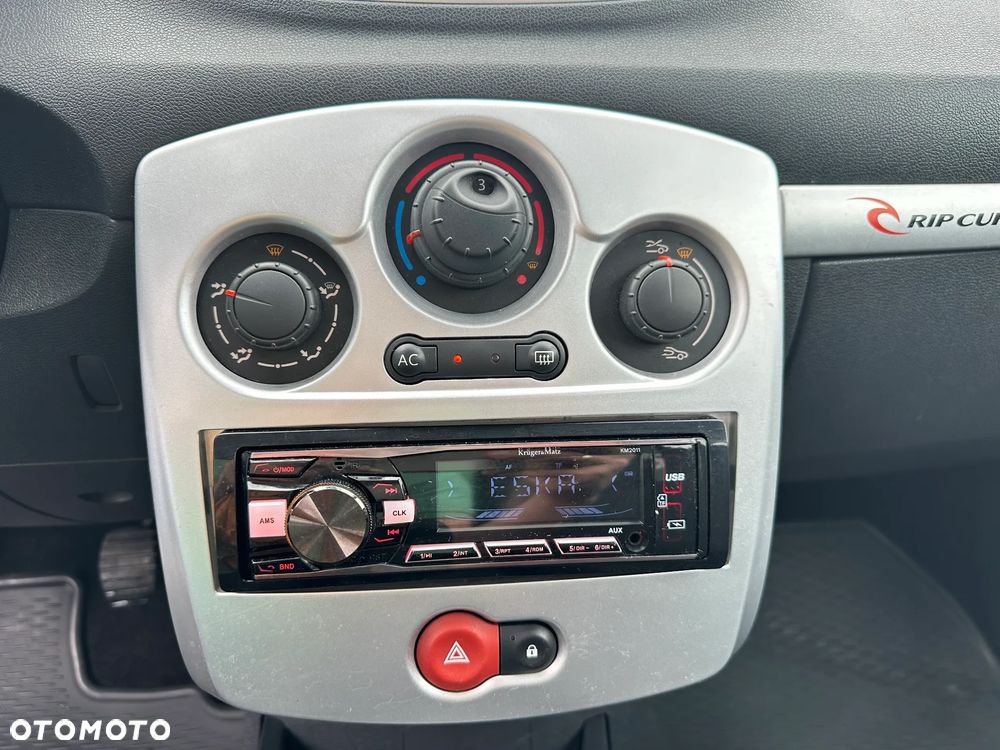 Renault Clio 1.2 16V Rip Curl - 17