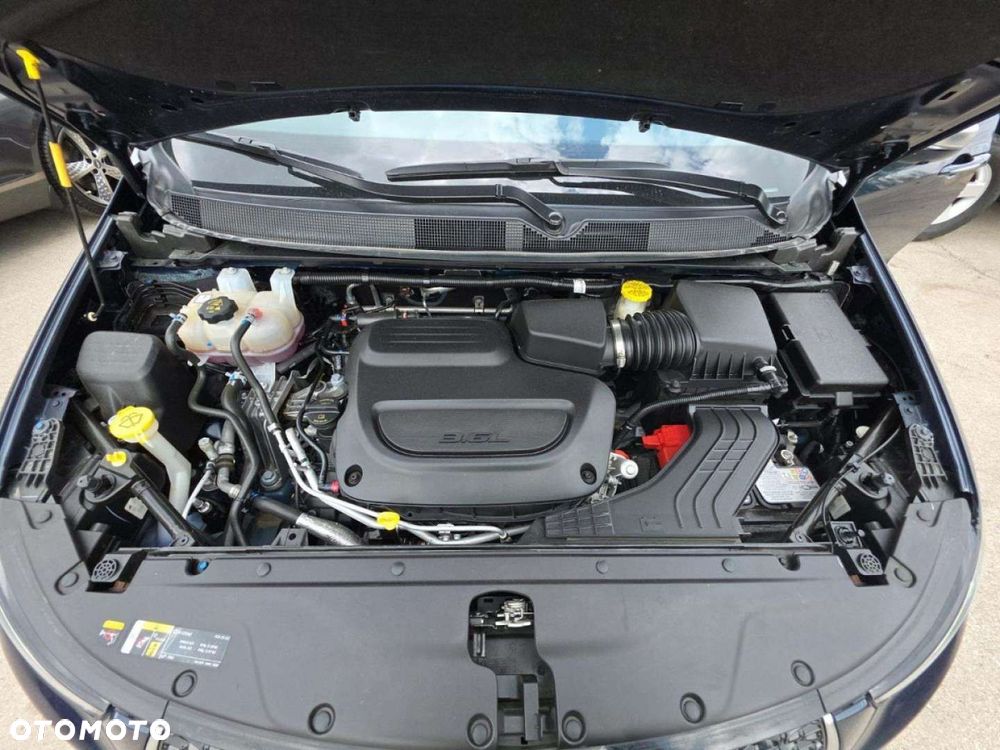 Chrysler Pacifica - 6