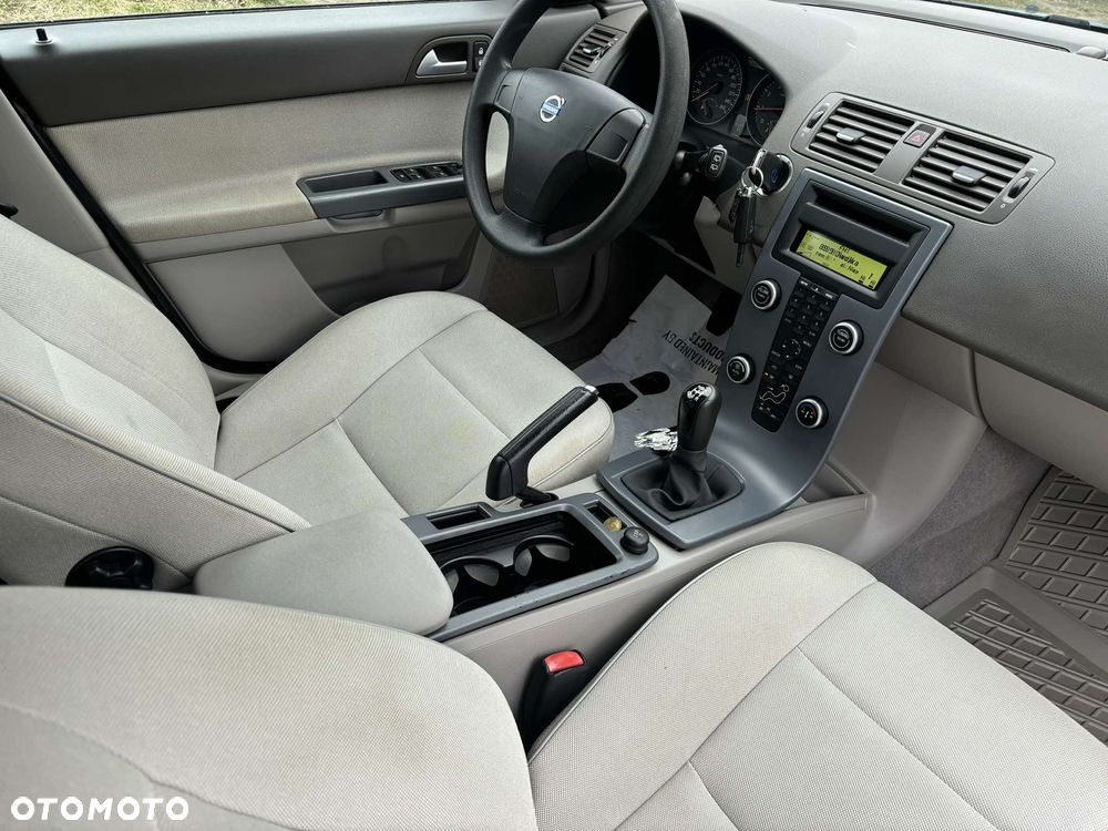 Volvo V50 1.6 Momentum - 12