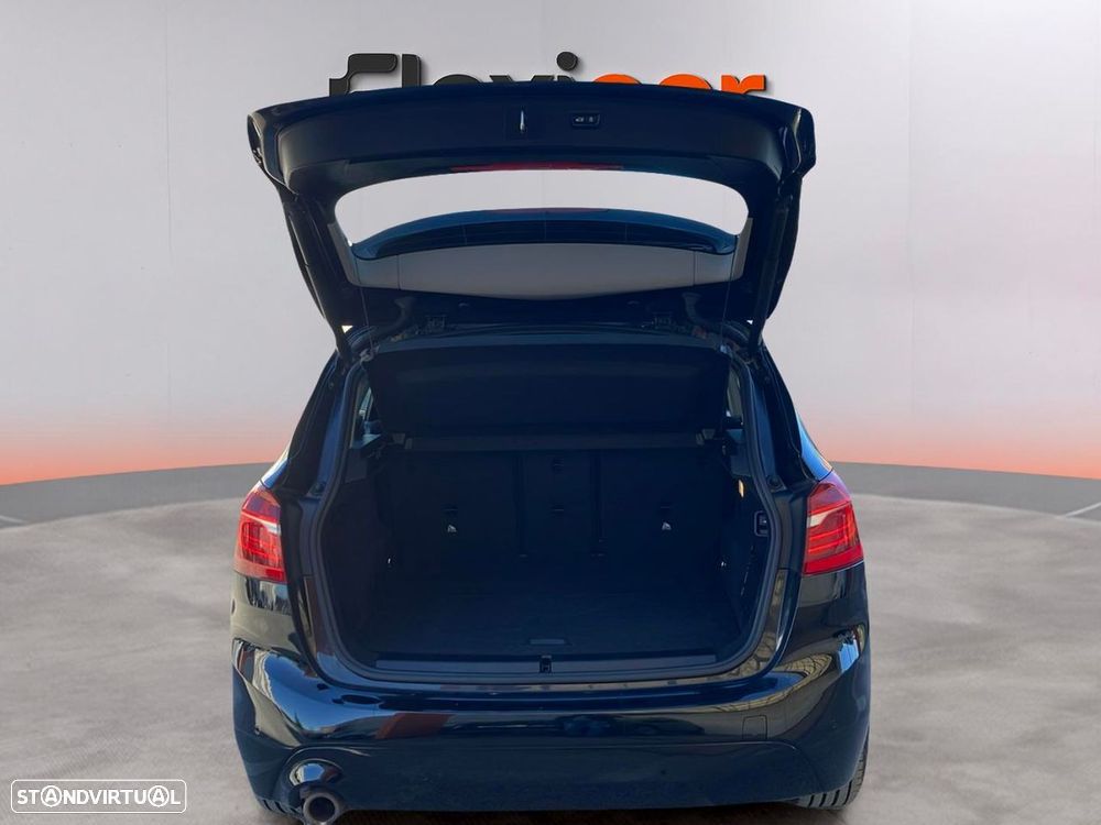 BMW 225xe Active Tourer - 9