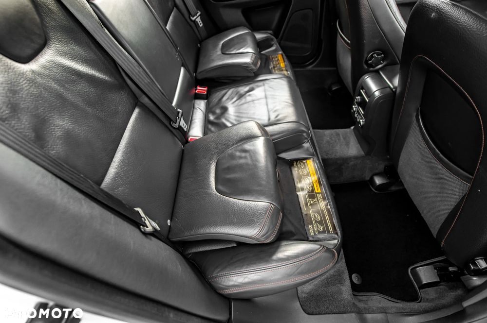 Volvo XC 60 D5 AWD RDesign - 22
