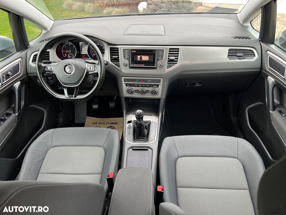 Volkswagen Golf 1.6 TDI BlueMotion Technology Comfortline - 6