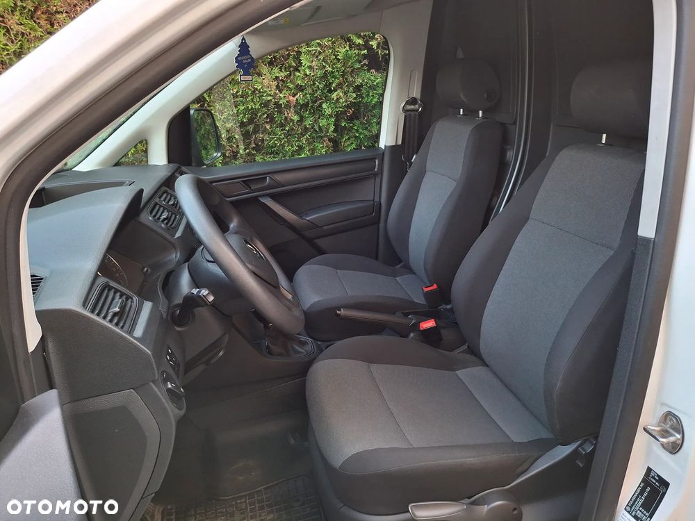 Volkswagen Caddy - 23