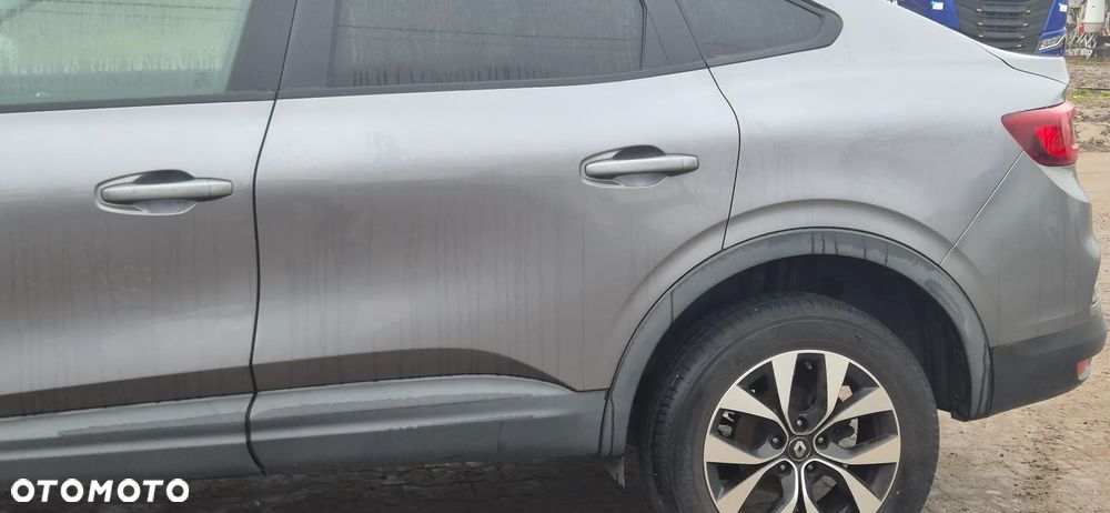 Renault Arkana 1.3 TCe mHEV Evolution EDC - 16