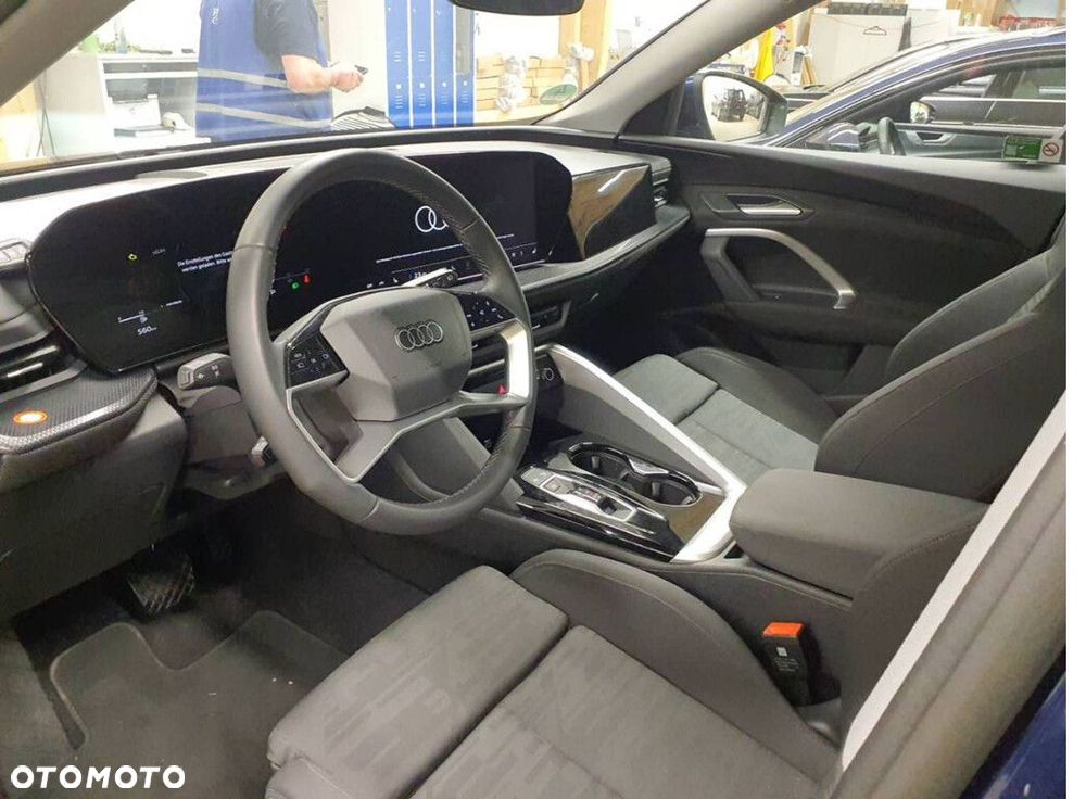 Audi Q5 Sportback - 11