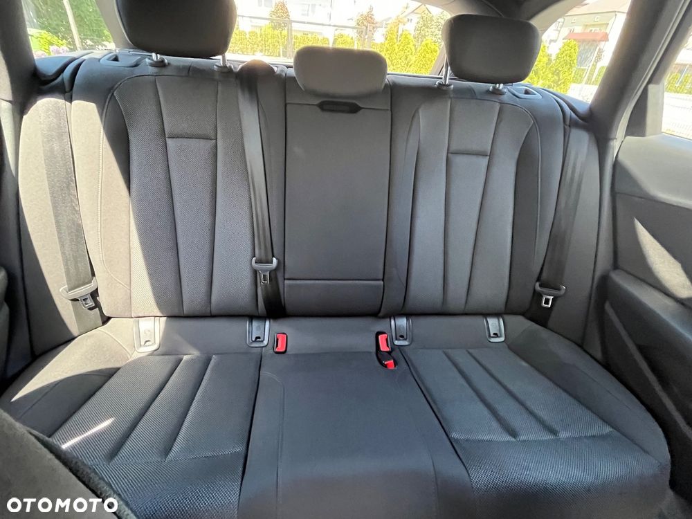 Audi A4 Avant 1.4 TFSI S tronic - 32