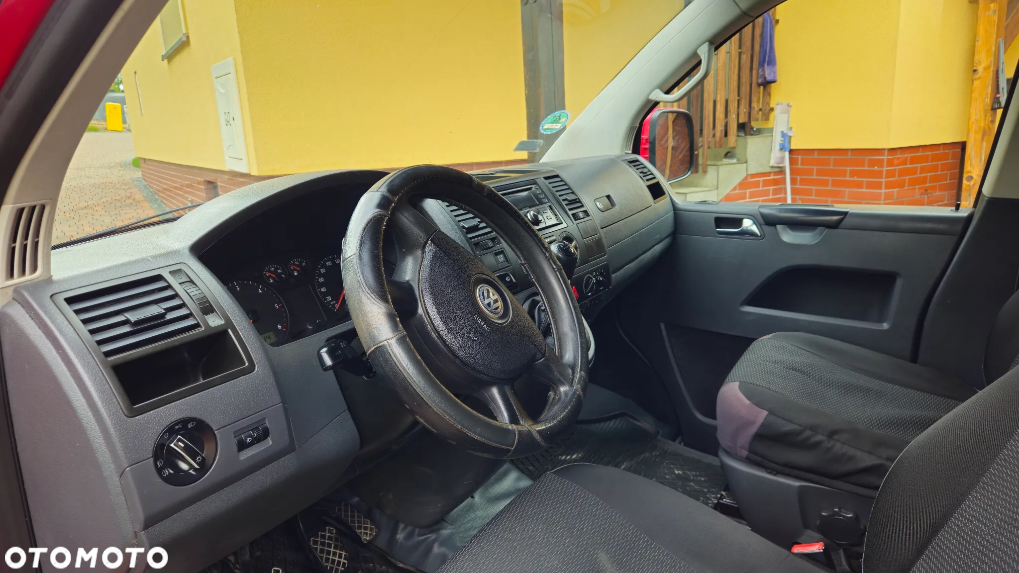 Volkswagen Transporter T5 TDI L1H1 - 16