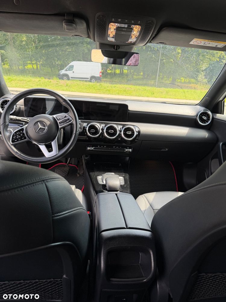 Mercedes-Benz Klasa A 200 AMG Line 7G-DCT - 9
