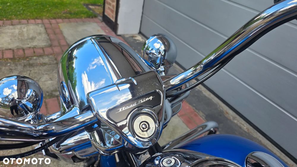 Harley-Davidson Touring Road King - 31