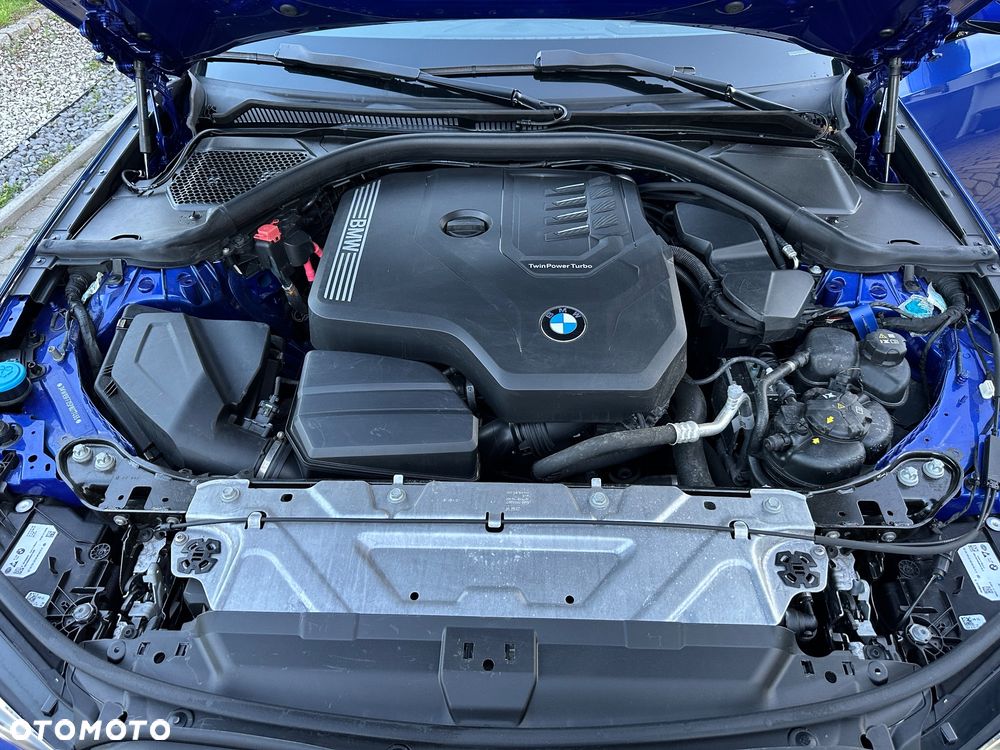BMW Seria 3 330i xDrive Sport Line - 16