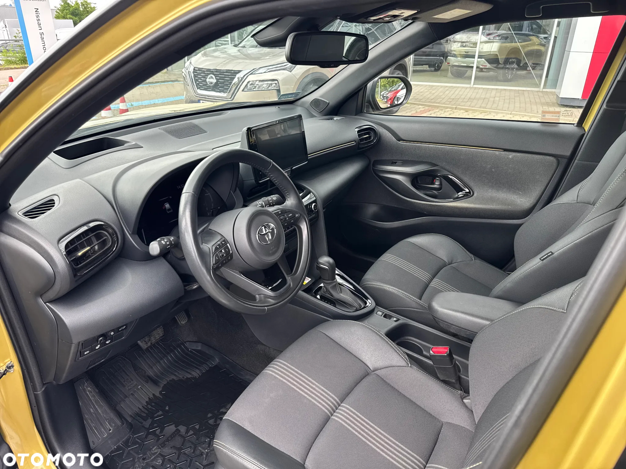 Toyota Yaris Hybrid 1.5 Selection Style - 9