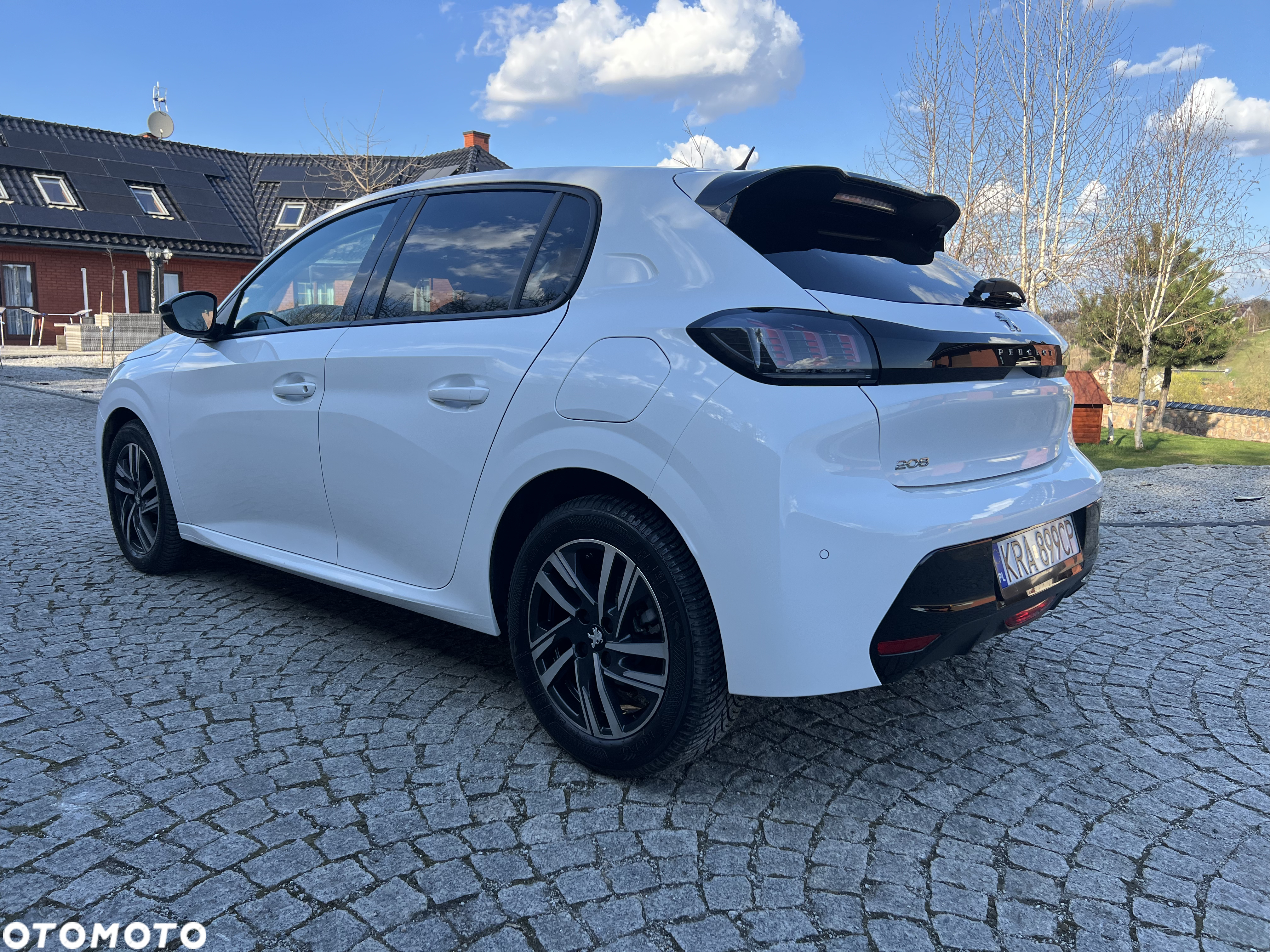 Peugeot 208 - 2