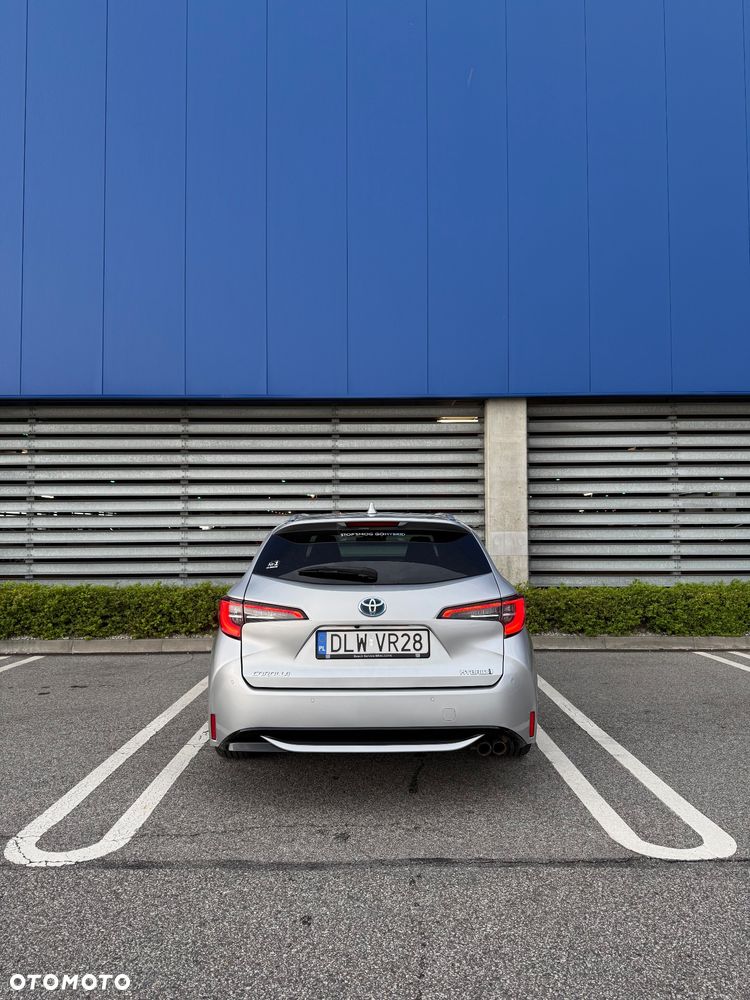 Toyota Corolla - 3