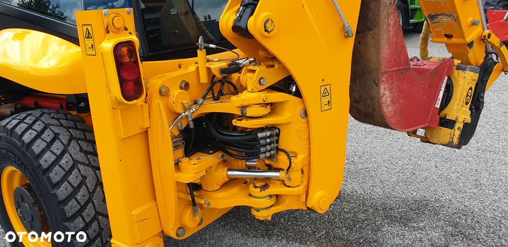 JCB 2CX tylko 2835mtg! z ROTOTILT / 3 łyżki /widły/centralne smarowanie/klimatyzacja / STAN IDEALNY !! - 32