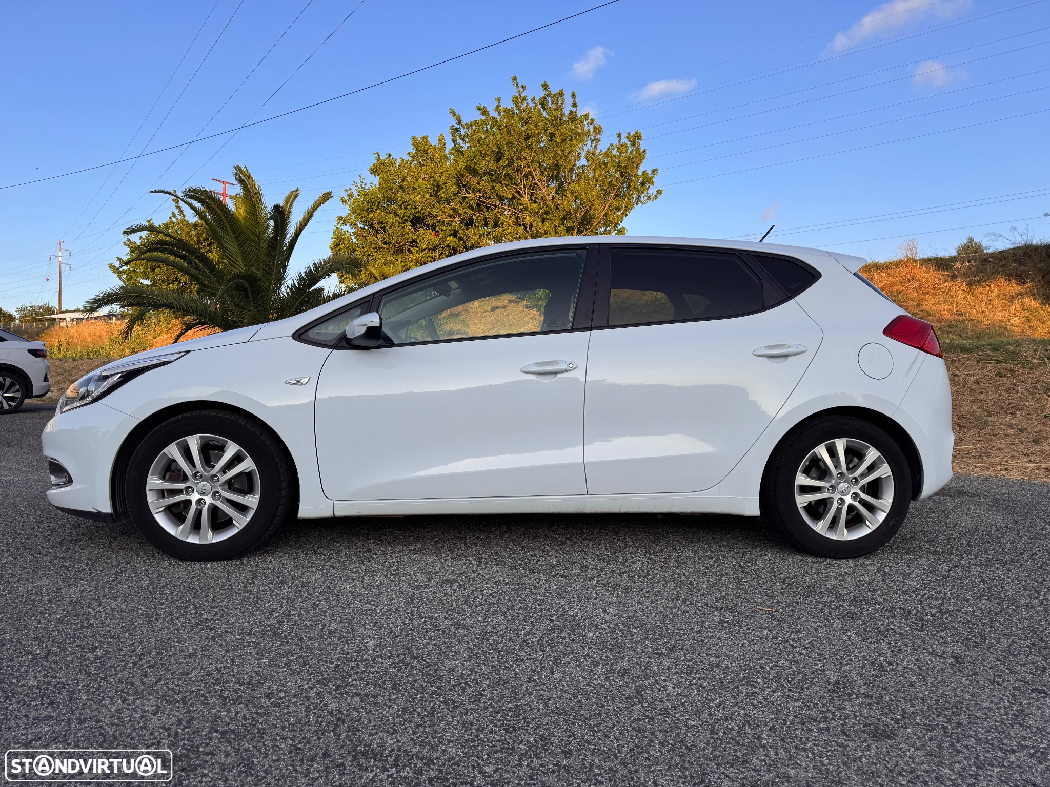 Kia Ceed 1.4 CRDi More Edition - 25