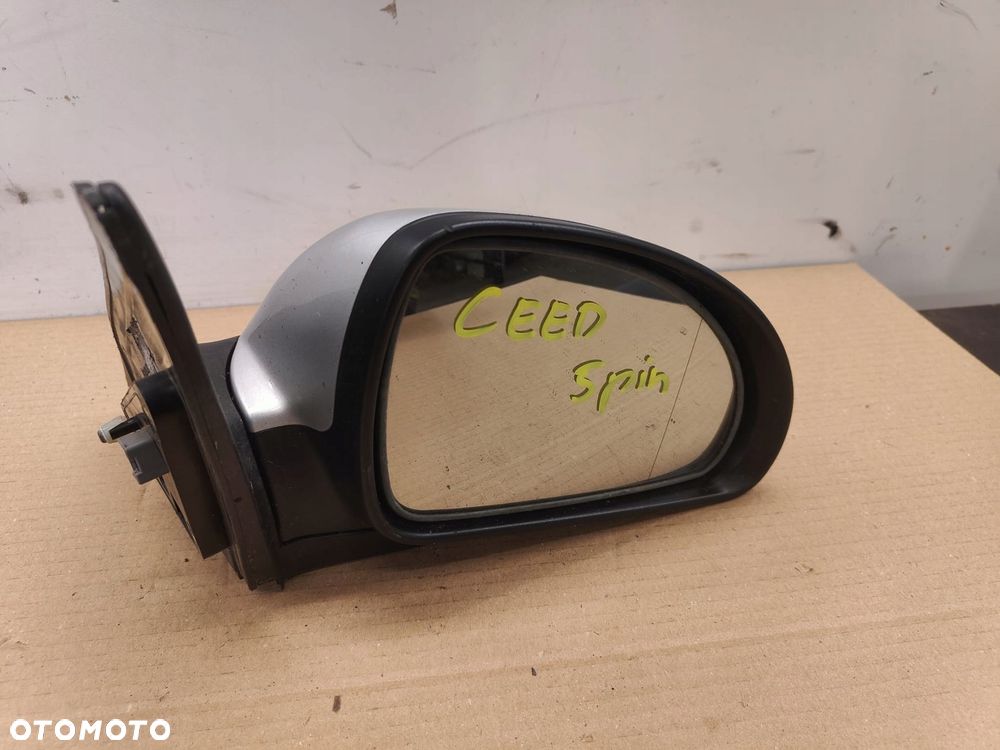 kia ceed i lusterko prawe 5 pin - 1