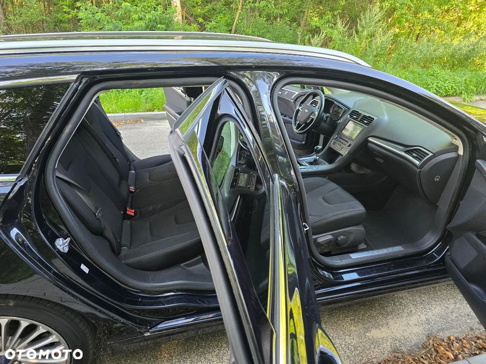 Ford Mondeo 2.0 EcoBlue Titanium - 21