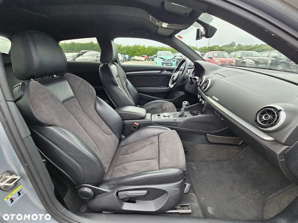 Audi A3 2.0 TDI (clean diesel) quattro S tronic S line Sportpaket - 12