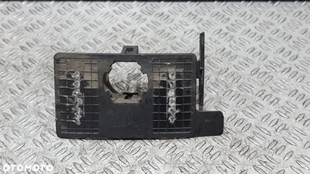 KOSZYK CZUJNIKA PDC AUDI A5 NR 8T0919267 - 1