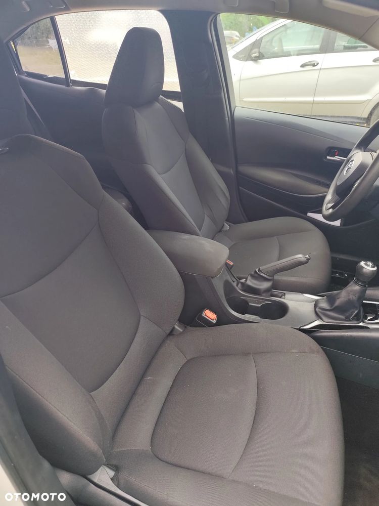 Toyota Corolla 1.5 Active - 5