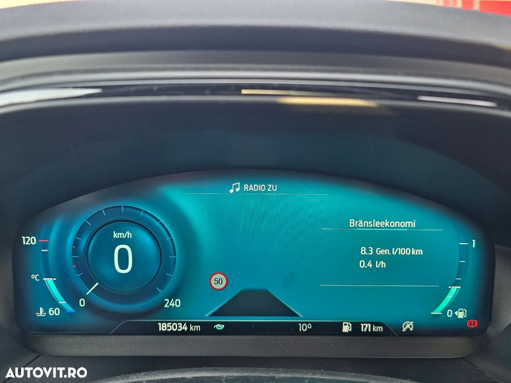 Ford Focus 1.0 EcoBoost Hybrid ST-LINE X - 20