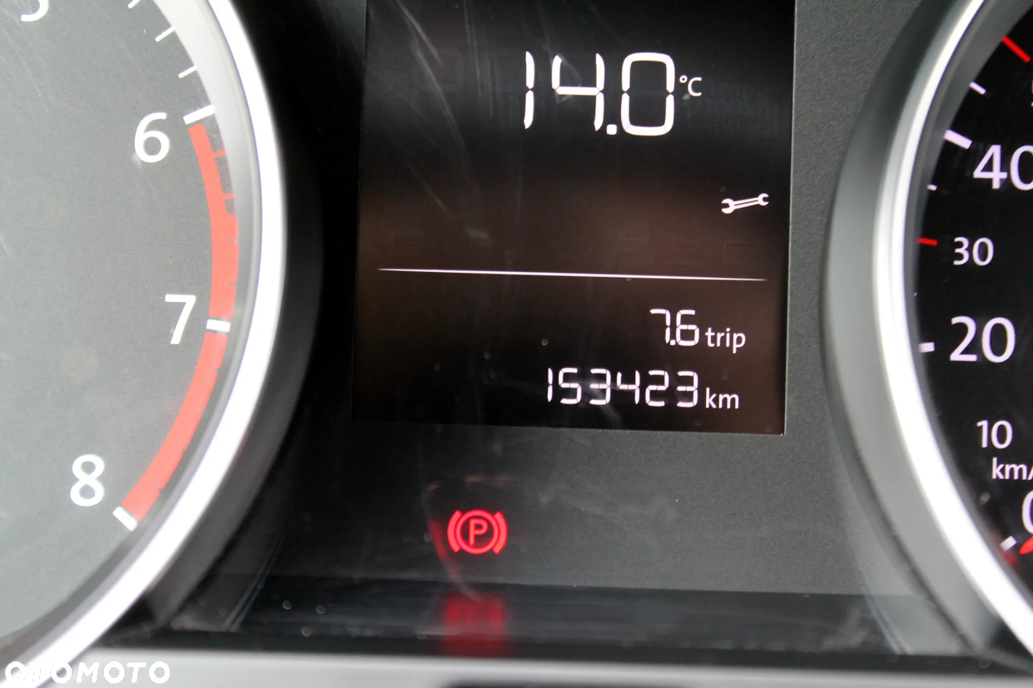 Volkswagen Golf VII 1.2 TSI BMT Trendline - 17