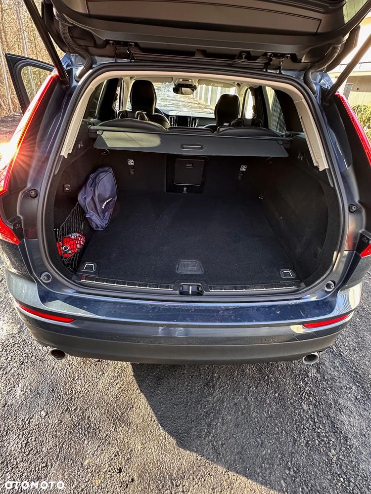 Volvo XC 60 B4 B Momentum Pro - 13