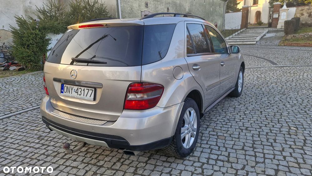 Mercedes-Benz ML 300 CDI 4Matic 7G-TRONIC DPF BlueEFFICIENCY - 10