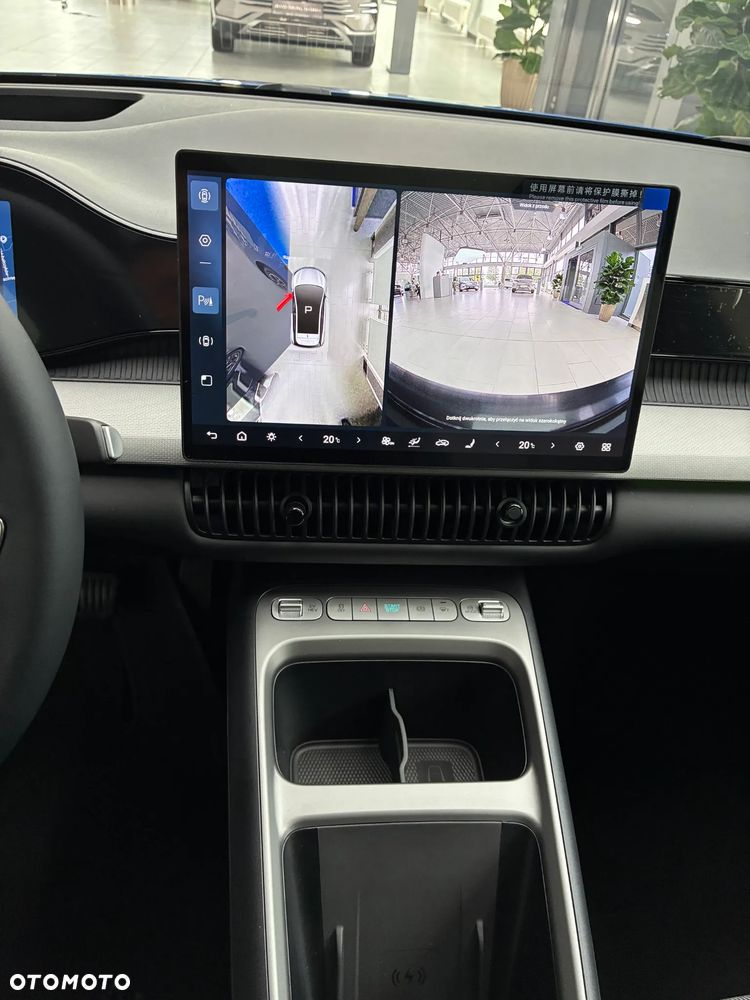 BYD Dolphin G Comfort E-CVT - 13