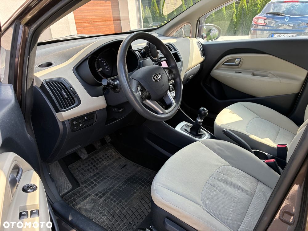 Kia Rio 1.2 M - 5