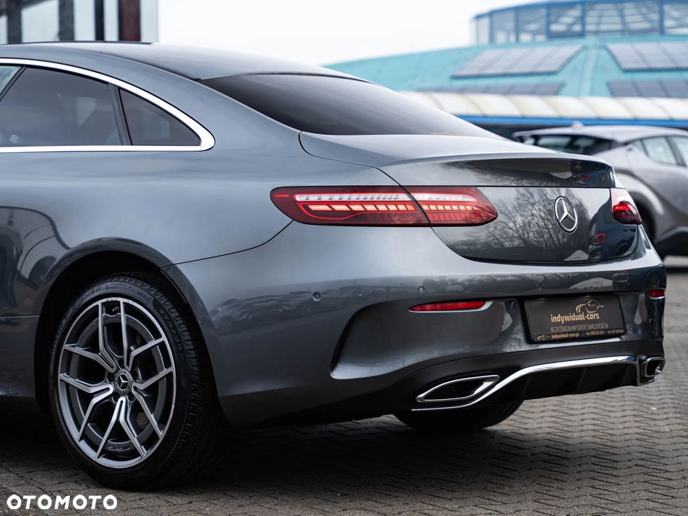 Mercedes-Benz Klasa E 220 d 9G-TRONIC AMG Line - 12