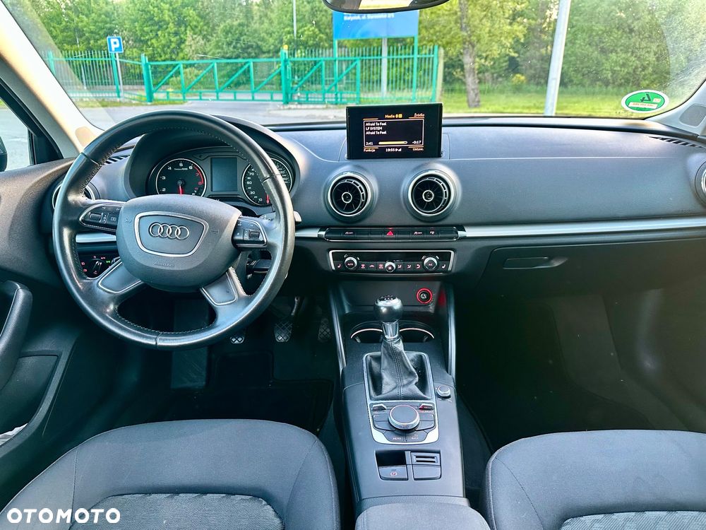 Audi A3 Sportback 1.4 TFSI Attraction - 8