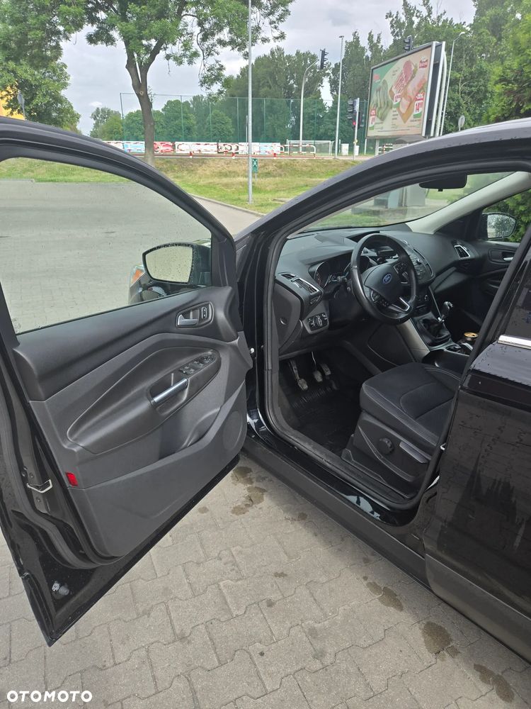 Ford Kuga 1.5 EcoBoost 2x4 Trend - 15