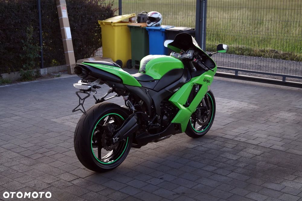 Kawasaki Ninja - 11