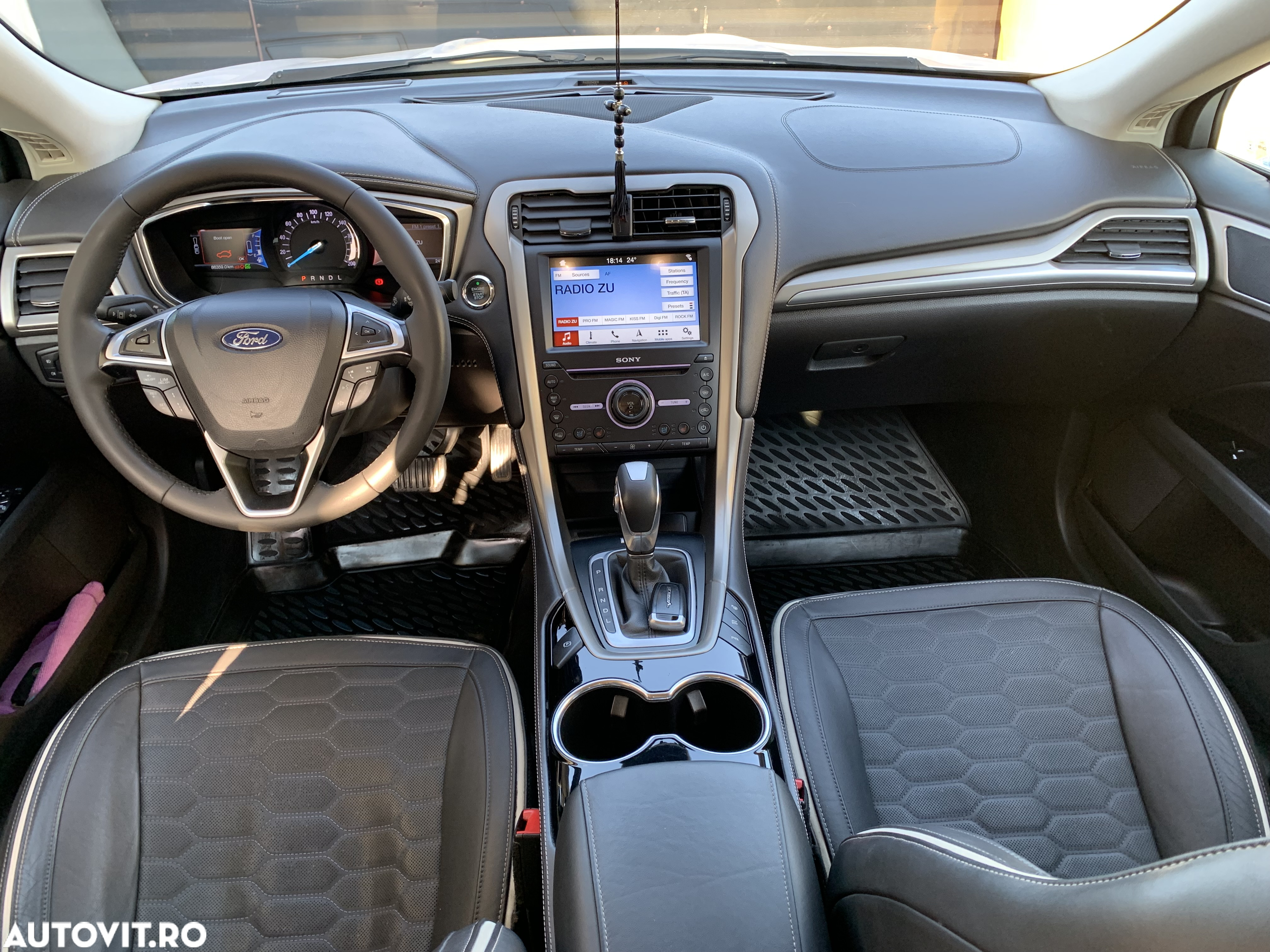 Ford Mondeo 2.0 HEV Vignale - 10