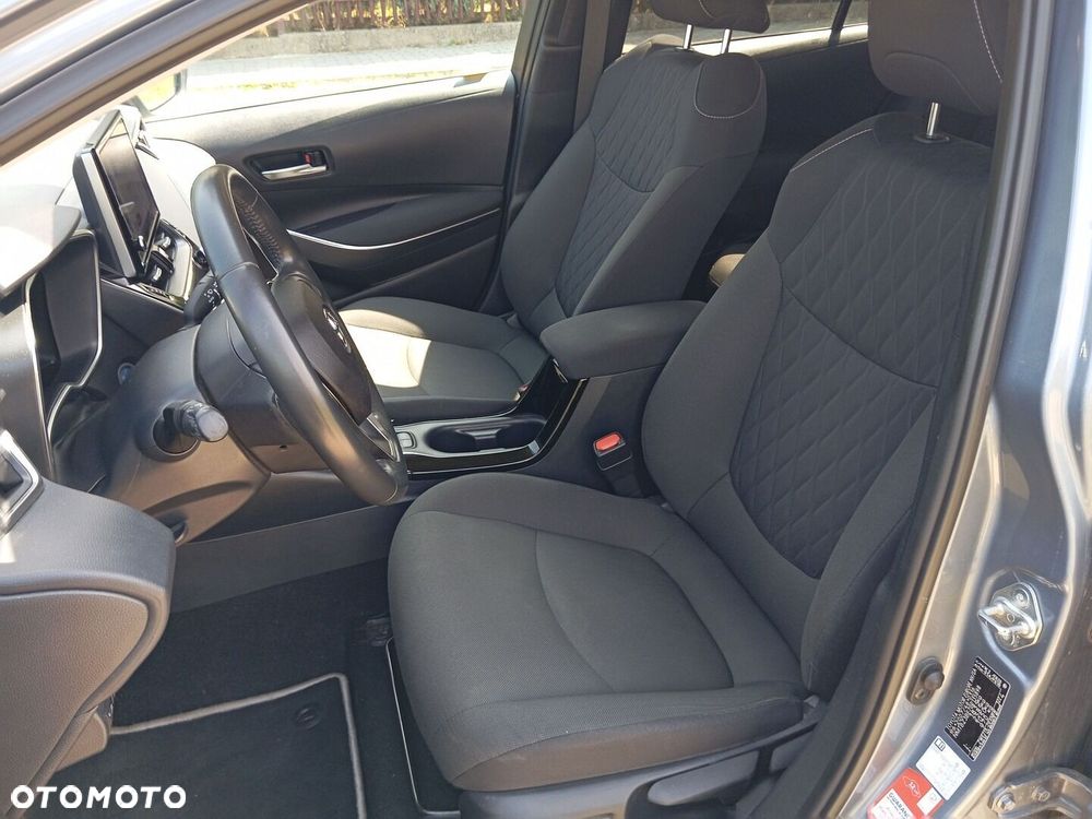 Toyota Corolla 1.8 Hybrid Comfort - 13